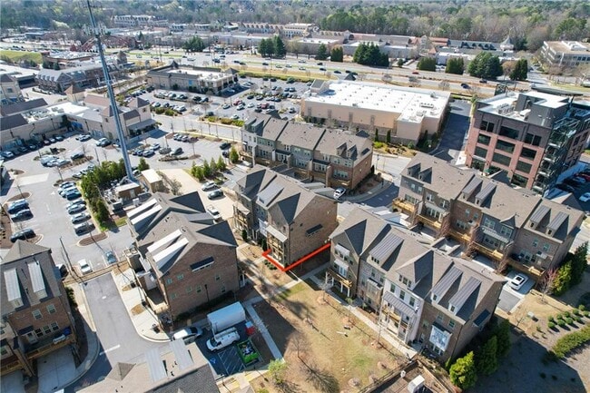 Building Photo - 5051 Pinckney Ln