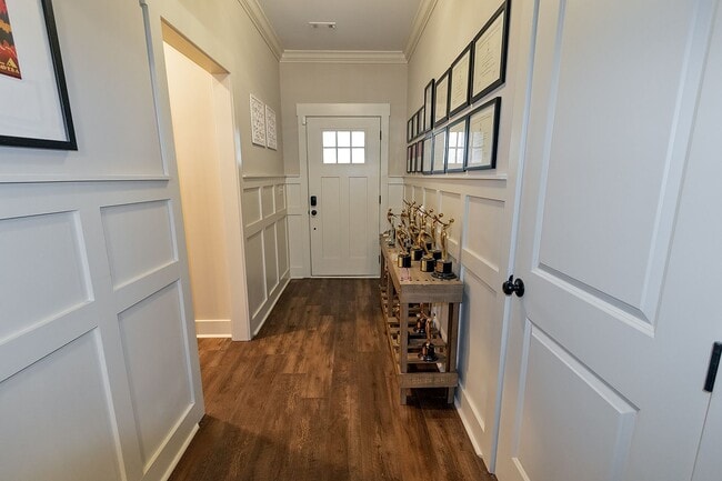 Building Photo - Millbrook Rental!