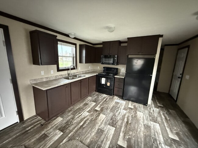 Building Photo - Cozy, Private, & Brand-New 1-Bedroom Home
