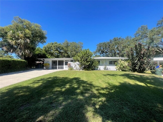 Primary Photo - 346 Tanager Ct