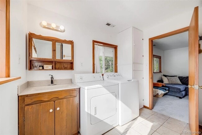 Building Photo - 1525 US-34