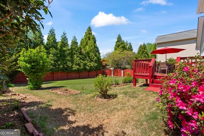 Building Photo - 304 Fairbrook Cir