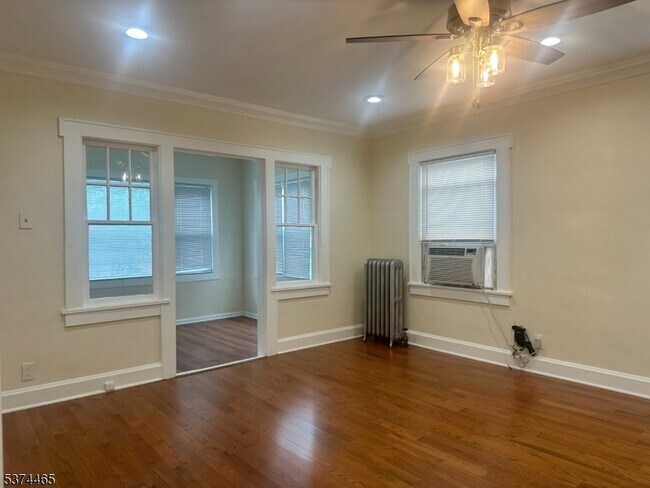 Building Photo - 74 Monticello Ave
