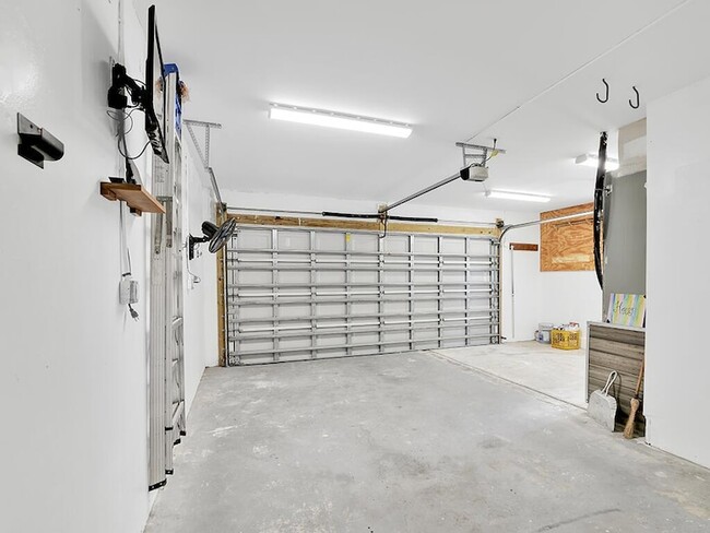 Building Photo - 3104 Pierson Dr