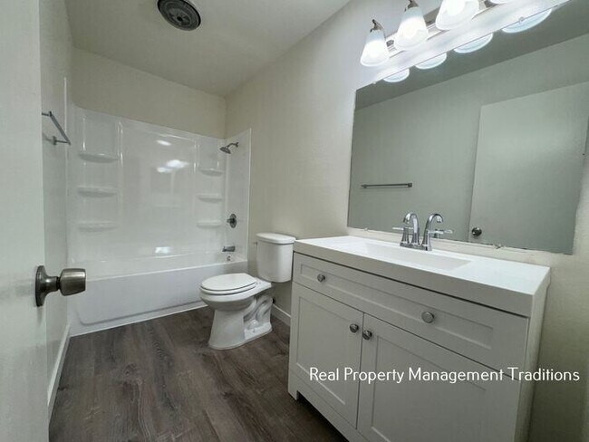 Building Photo - 3 + 2 Condo West Lancaster