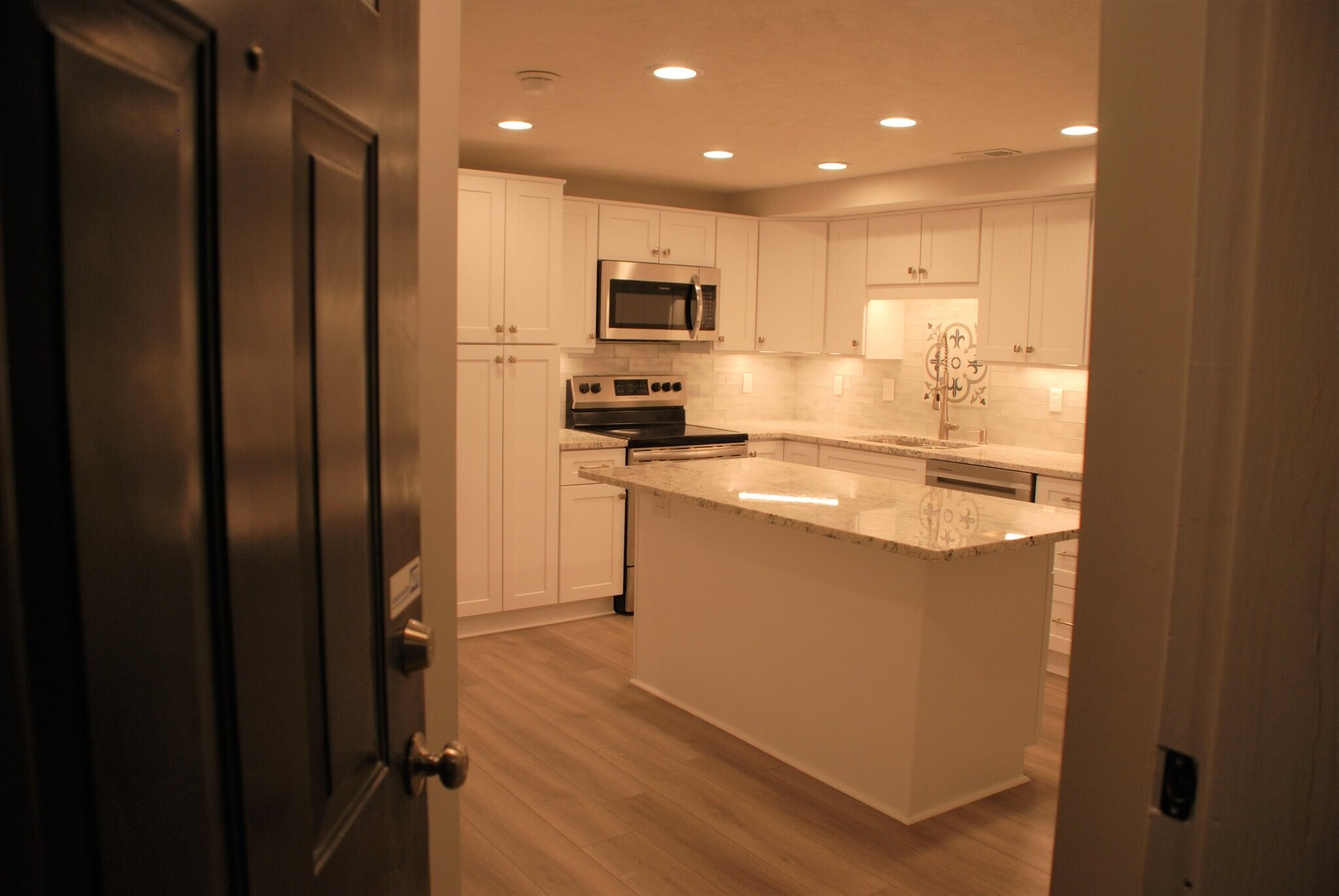 Building Photo - 350 Bricker Dr