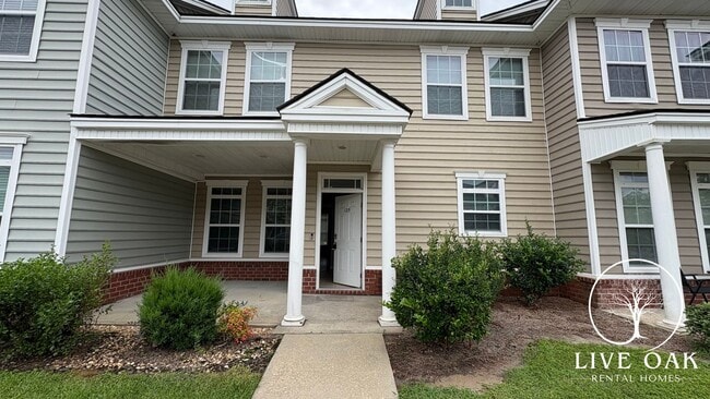 Primary Photo - SUMMER MOVE-IN SPECIAL: $500 OFF 1st MONTH...