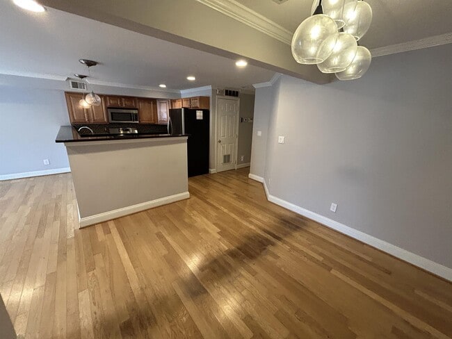 Building Photo - 2920 Sherman Ave NW