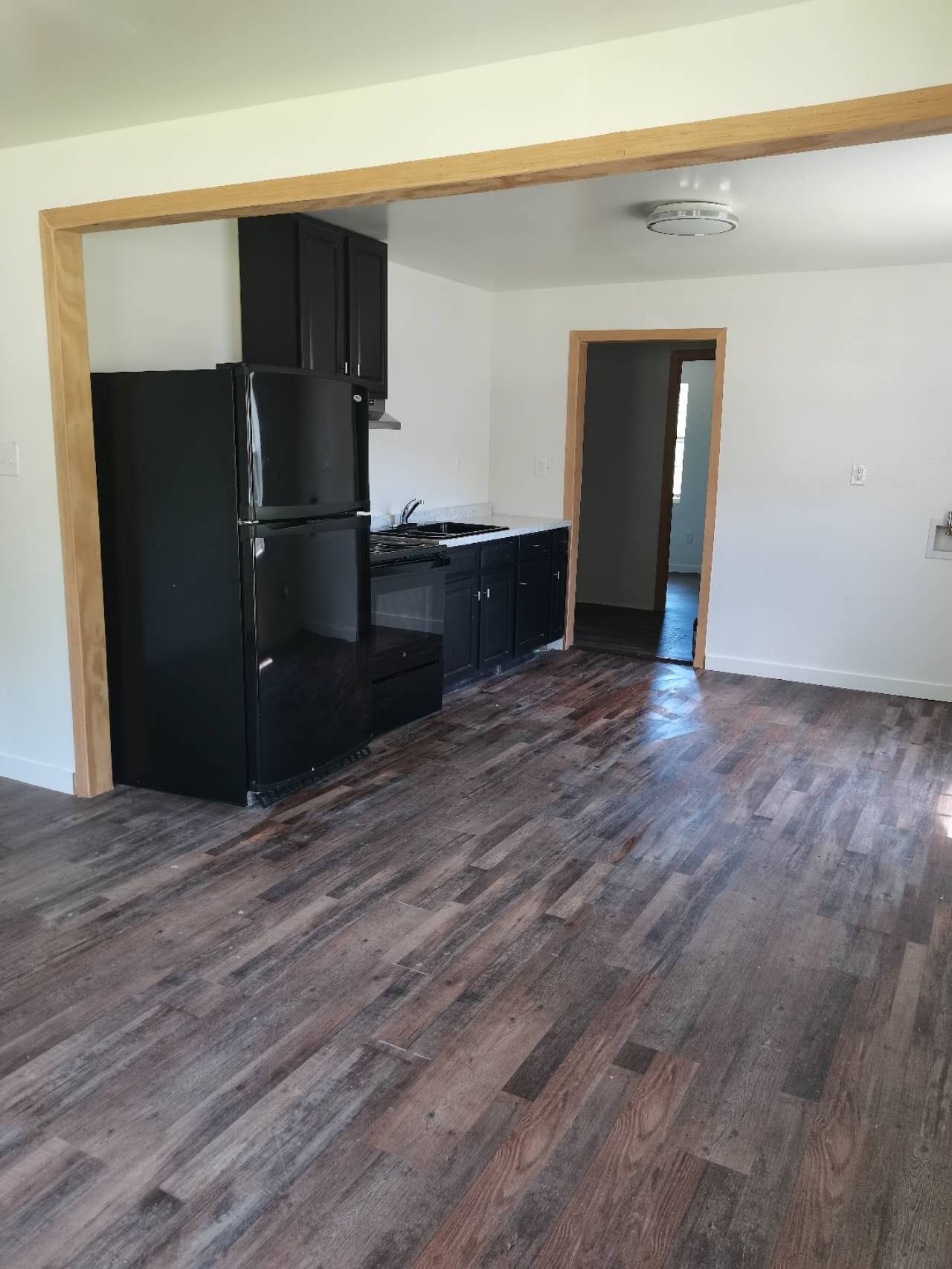 Building Photo - 916 Fairway Dr NW