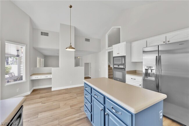 Building Photo - 8112 Tropic Isle Cir