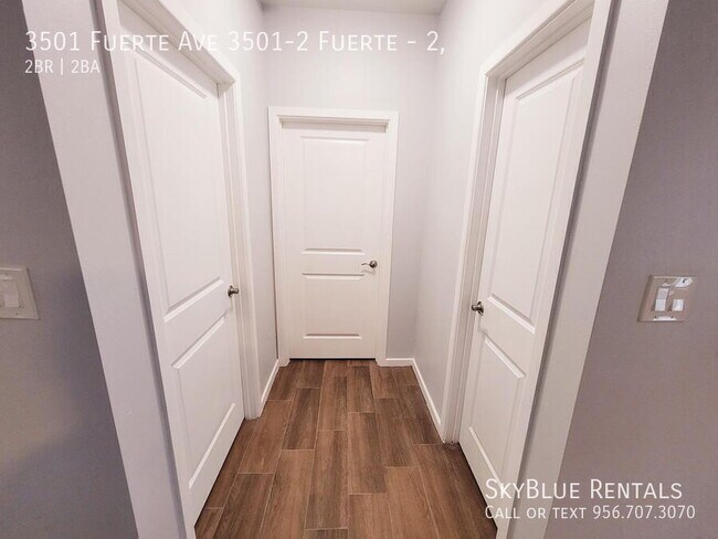 Building Photo - 3501 Fuerte Ave