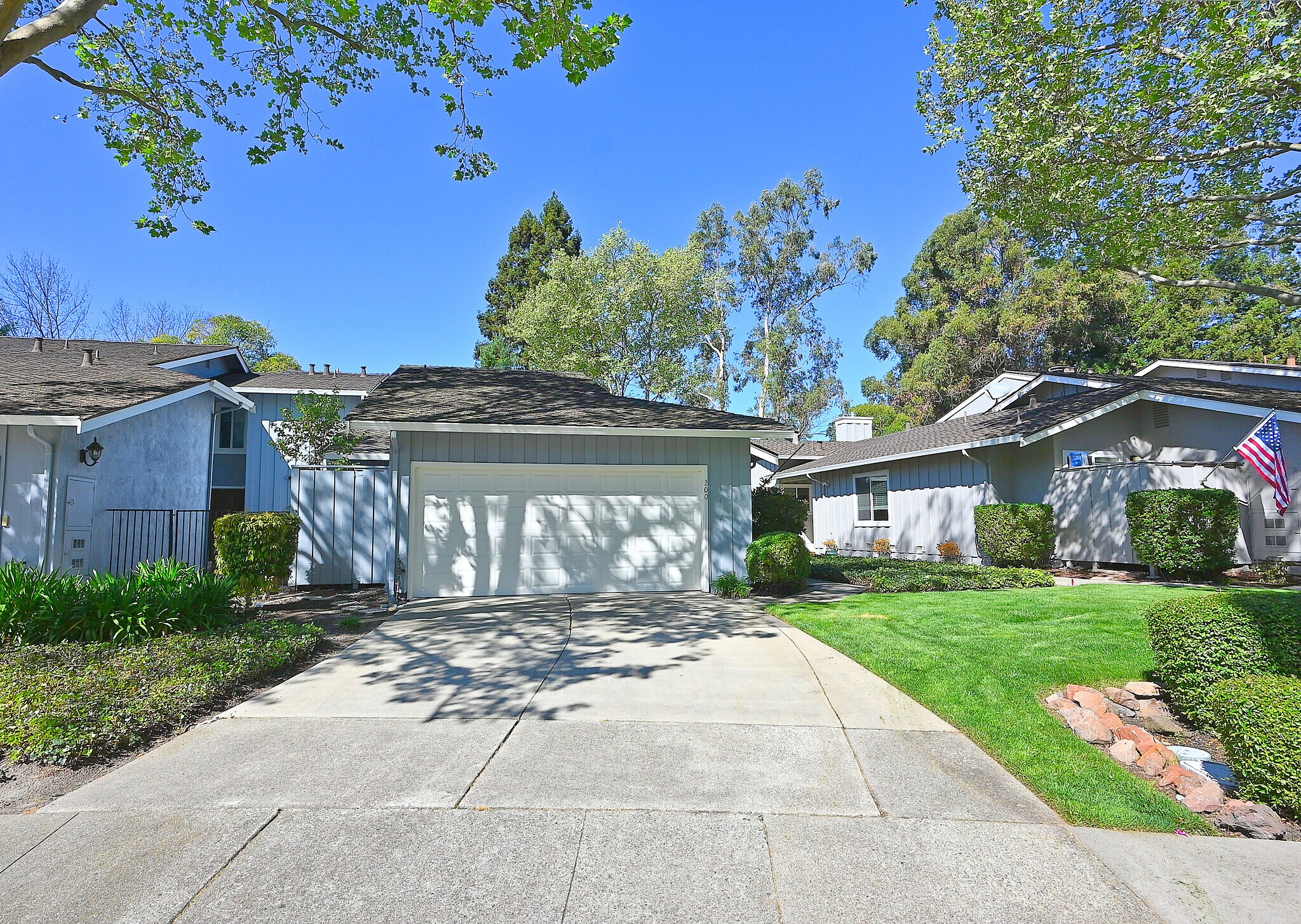 Building Photo - 200 Powhattan Ct