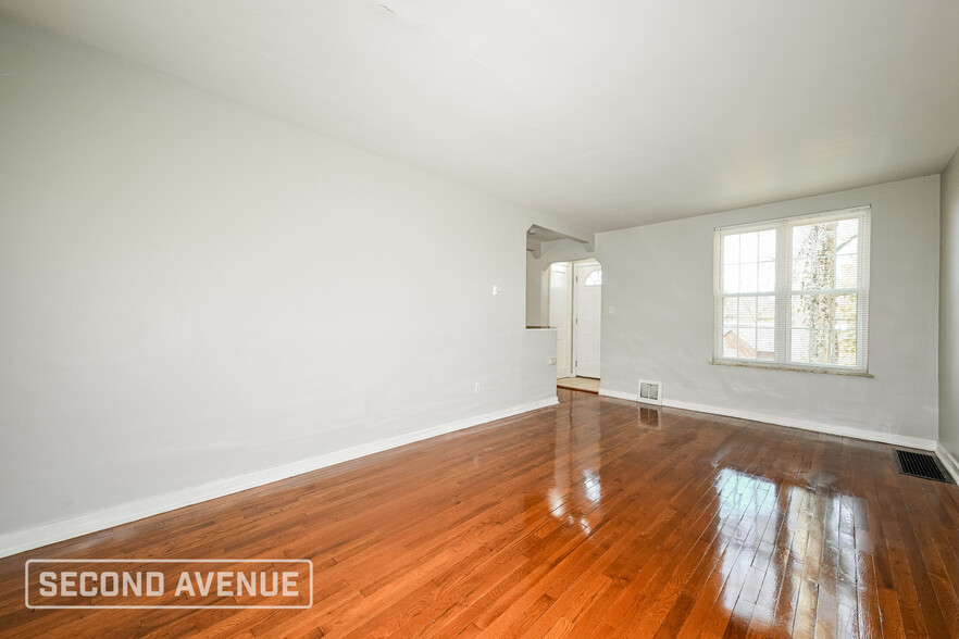 Building Photo - 299 Barclay Ave