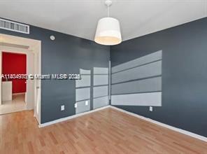 Building Photo - 5161 Collins Ave