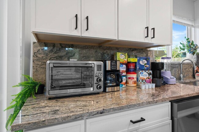 Building Photo - 1219 Denver Ln