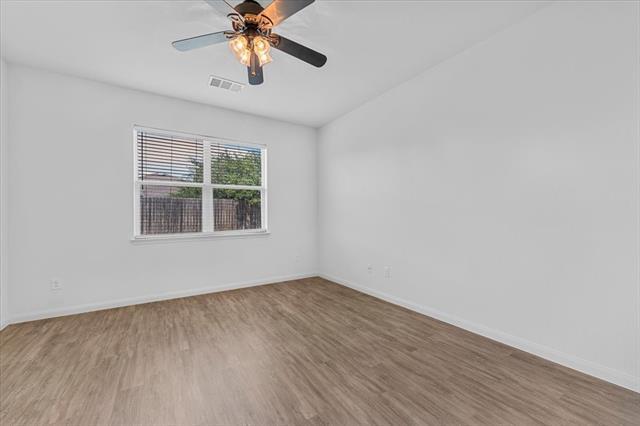 Building Photo - 113 Oriole Dr