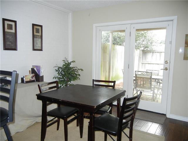 Building Photo - 2912 Country Pl Cir