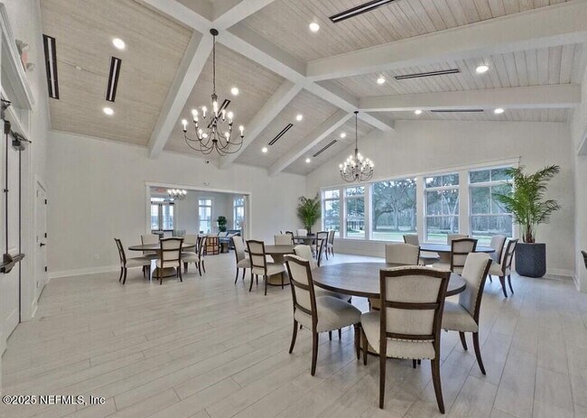 Building Photo - 163 Pine Forest Ct