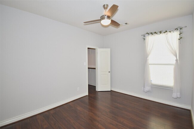 Building Photo - 14319 Hancock Elm St