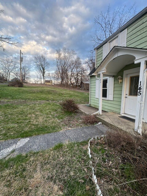 Building Photo - 145 Buttonwood St