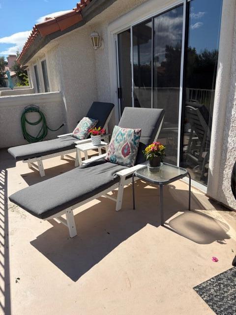 Building Photo - 726 Vista Lago Dr N