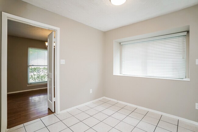 Building Photo - Beautiful 3-Bedroom Home in Houston, TX