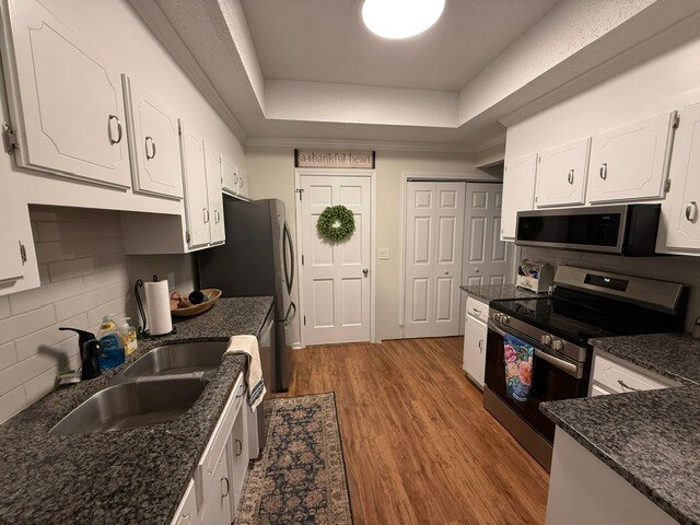Building Photo - 101 Sunningdale Ct