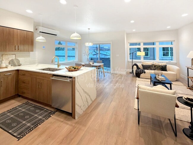 Building Photo - 4341 Greentrail