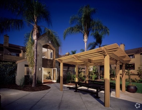 Fitness - BBQ Area - Sunset Ridge