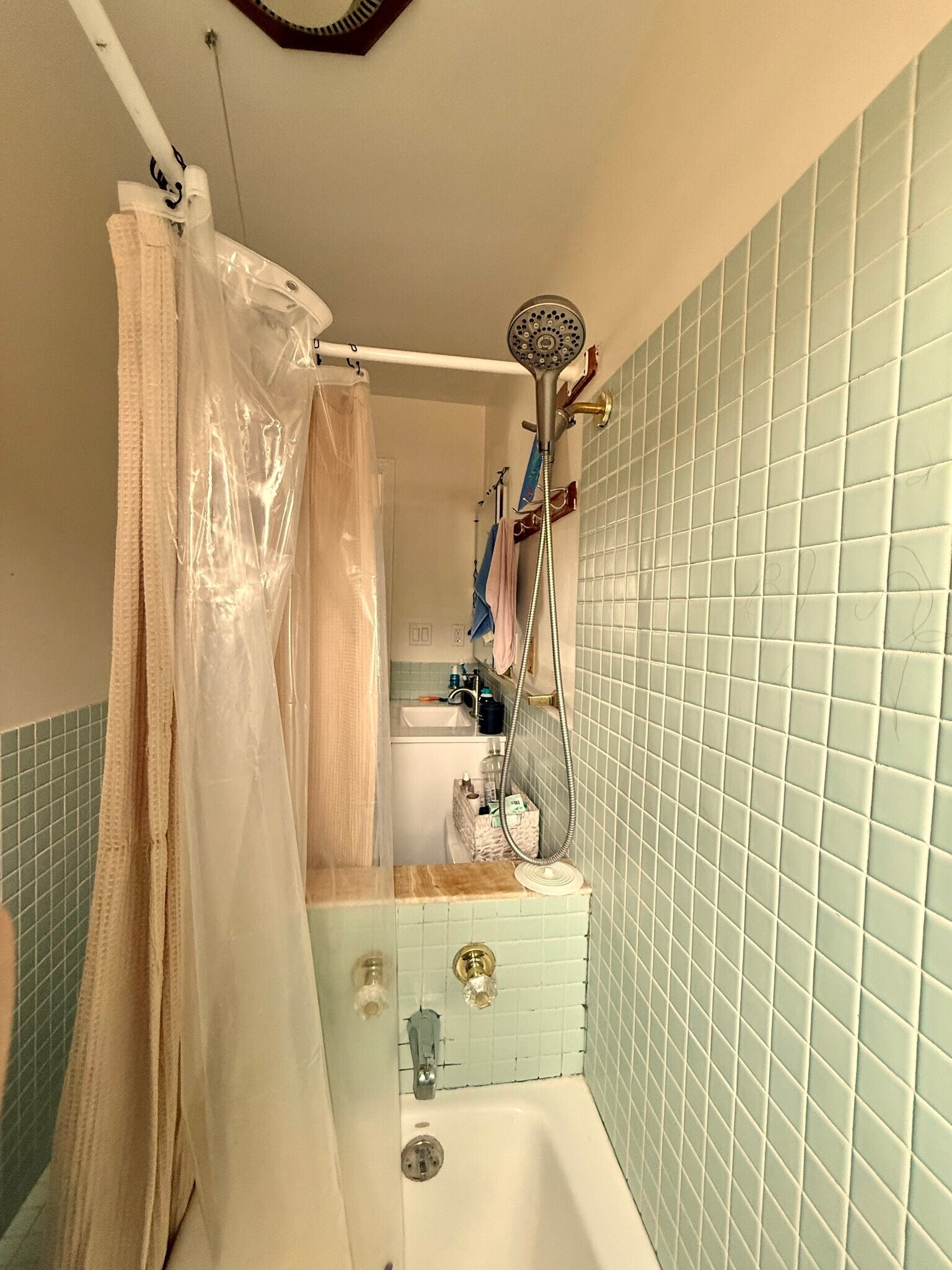 Building Photo - 2958 S Throop St