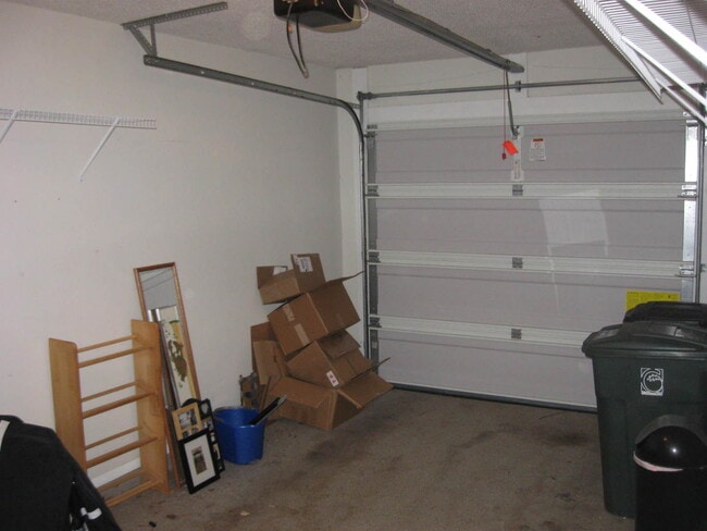 Building Photo - Greensboro NC Townhouse for Rent