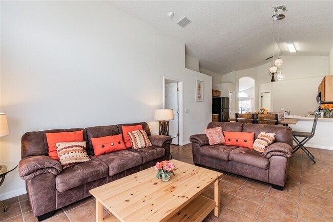 Building Photo - 146 Rosso Dr