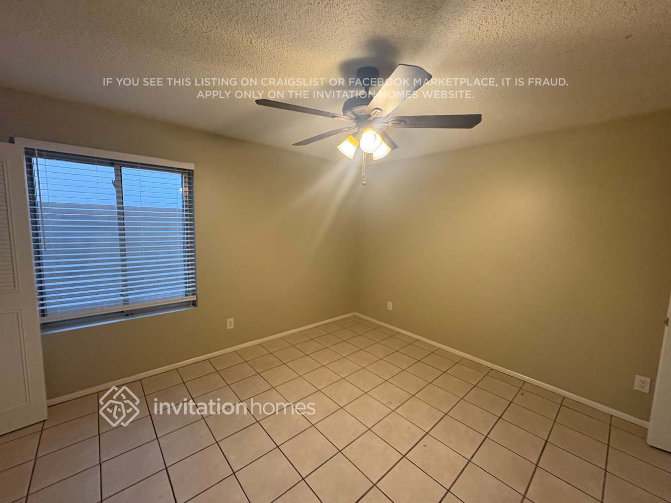 Building Photo - 4220 W Mission Ln