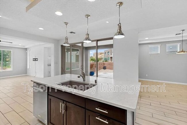 Building Photo - 6316 Vista del Bosque Dr