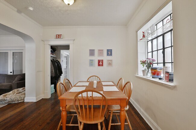 Building Photo - 108 Frambes Ave