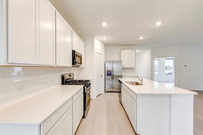 Building Photo - 18010 Cedar Waxwing Wy