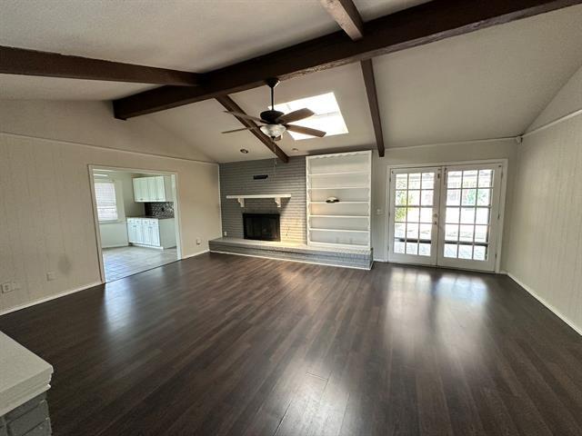 Building Photo - 502 Spring Willow Dr