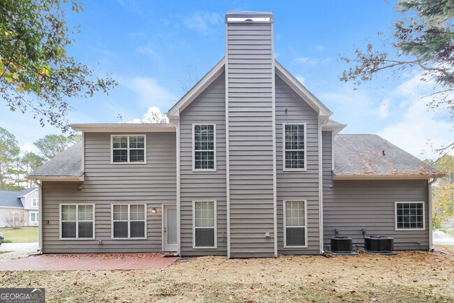 Building Photo - 355 Woodstream Dr