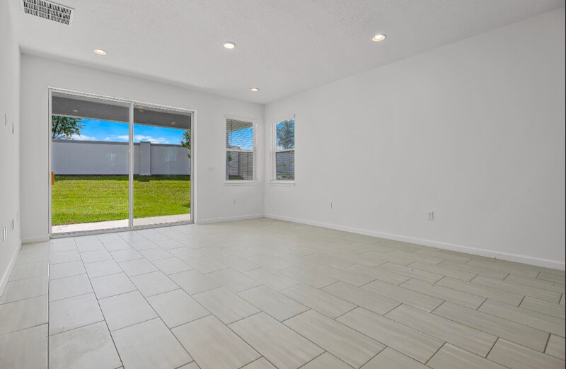 Building Photo - 4402 Davos Dr