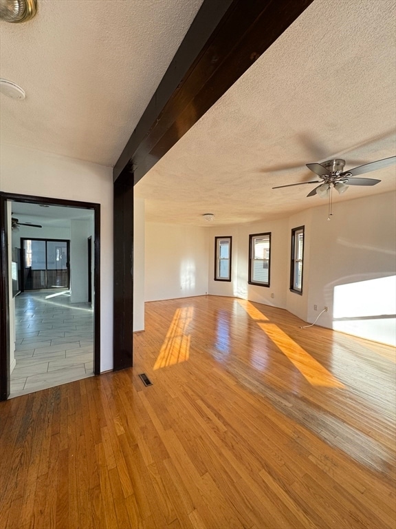 Building Photo - 188 Sylvan St