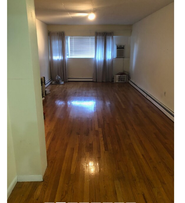 Building Photo - 83 Trowbridge St