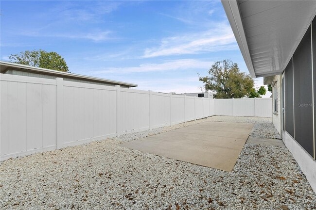 Building Photo - 2814 20th Ave Dr W