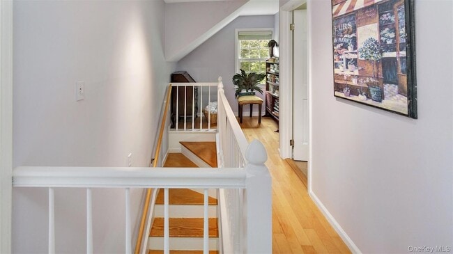 Building Photo - 9 Ocame Ave