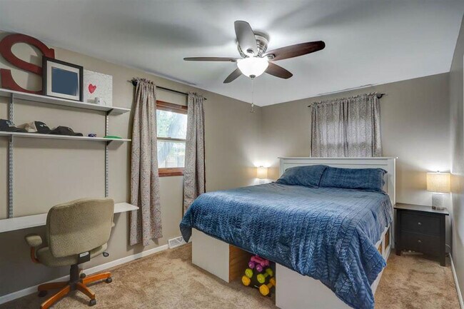 Building Photo - 5519 Leanne Ln