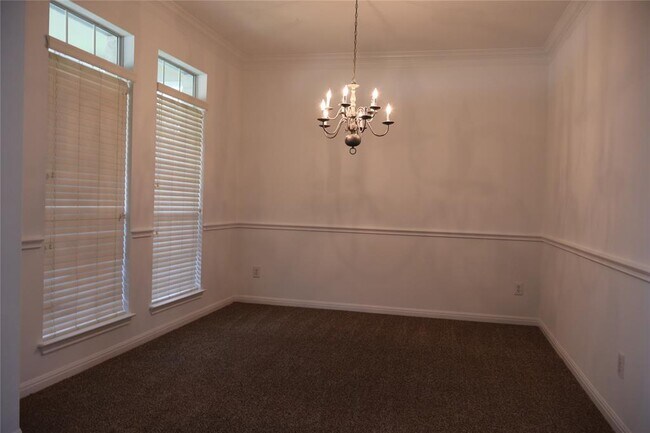 Building Photo - 2403 Vestavia Ridge Ln