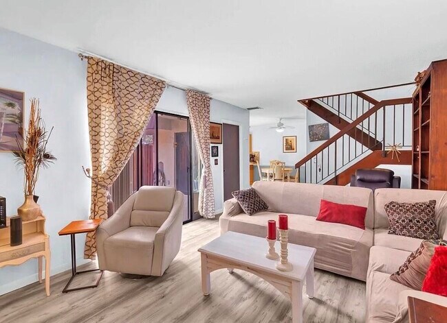 Building Photo - 1166 6th Ave