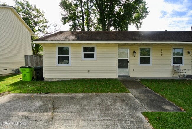 Primary Photo - 1305 Stallings Pkwy