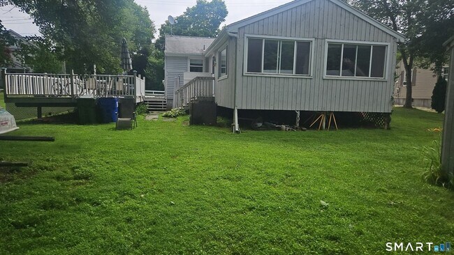 Building Photo - 43 Riverview Rd