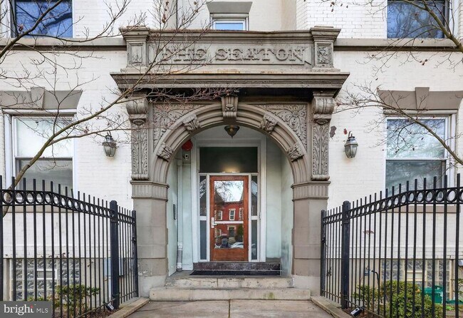 Building Photo - 150 Rhode Island Ave NW