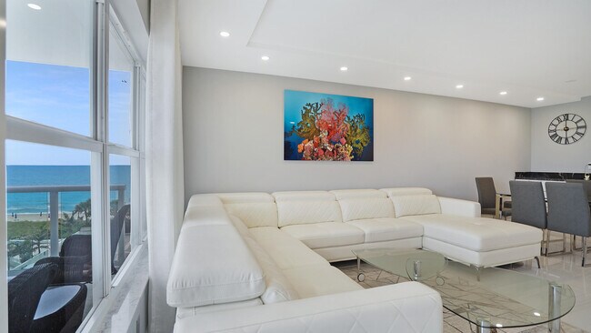 Building Photo - 3550 Galt Ocean Dr
